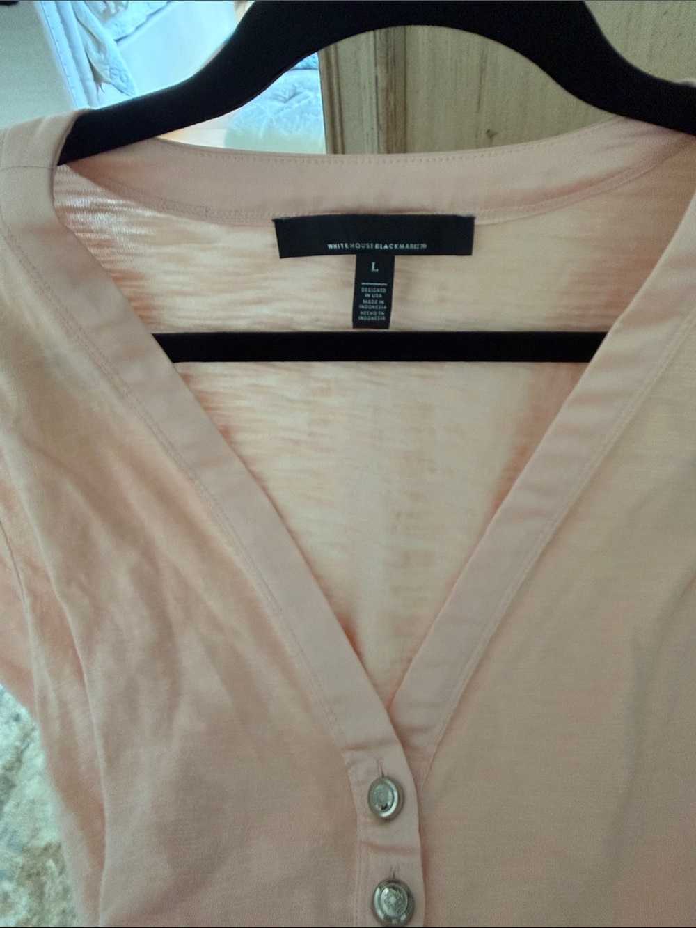 White House Black Market Light Pink V-Neck Buttoned Long Sleeve Top - Picture 6 of 10